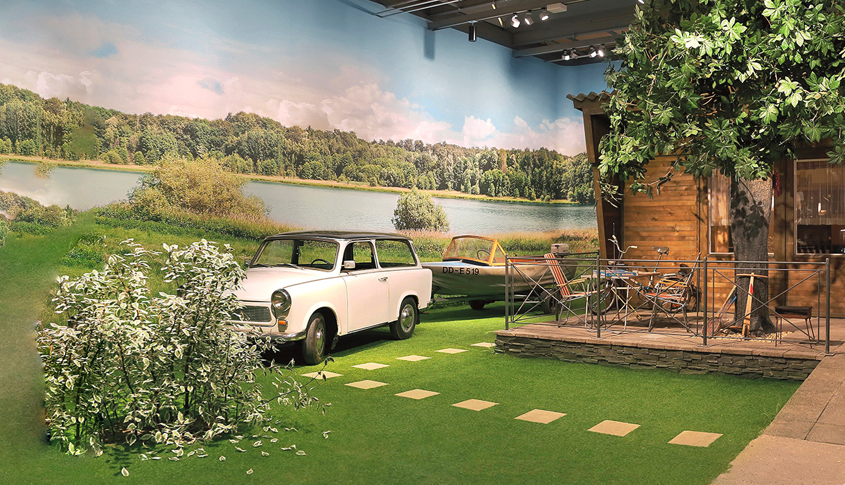 Experience Automobile History